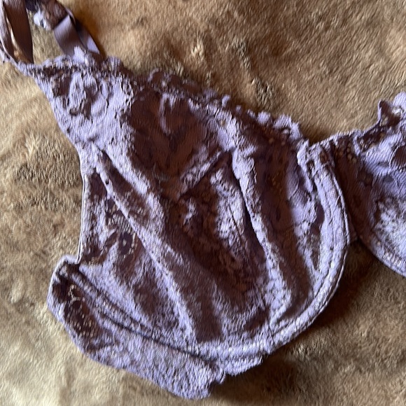 EUC Victorias secret bra - Picture 4 of 5